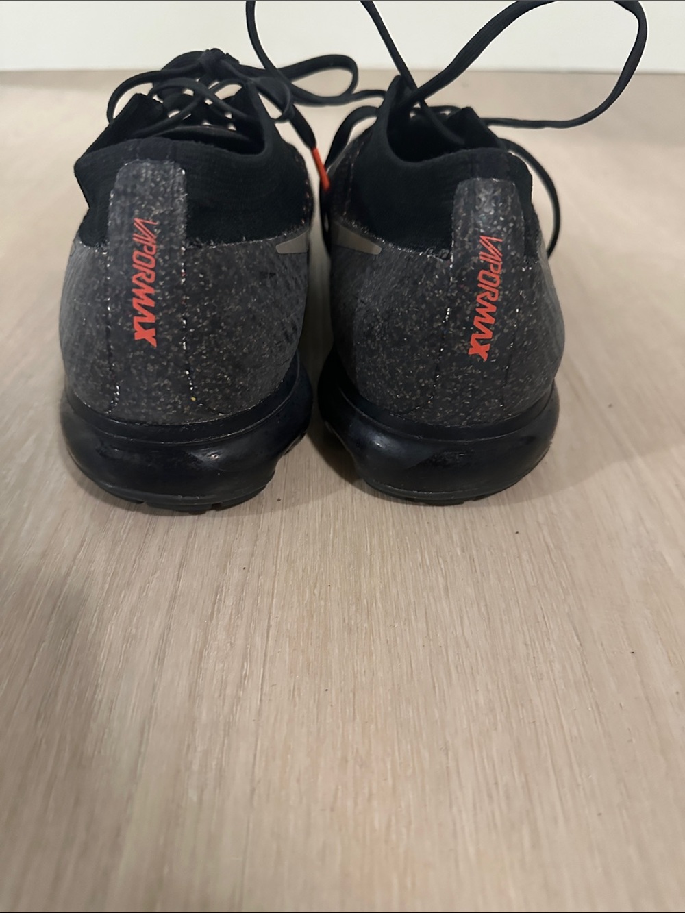 Nike Menw Black/Grey VaporMax Flyknit Running Sneakers( Halloween Edition) - Picture 3 of 4